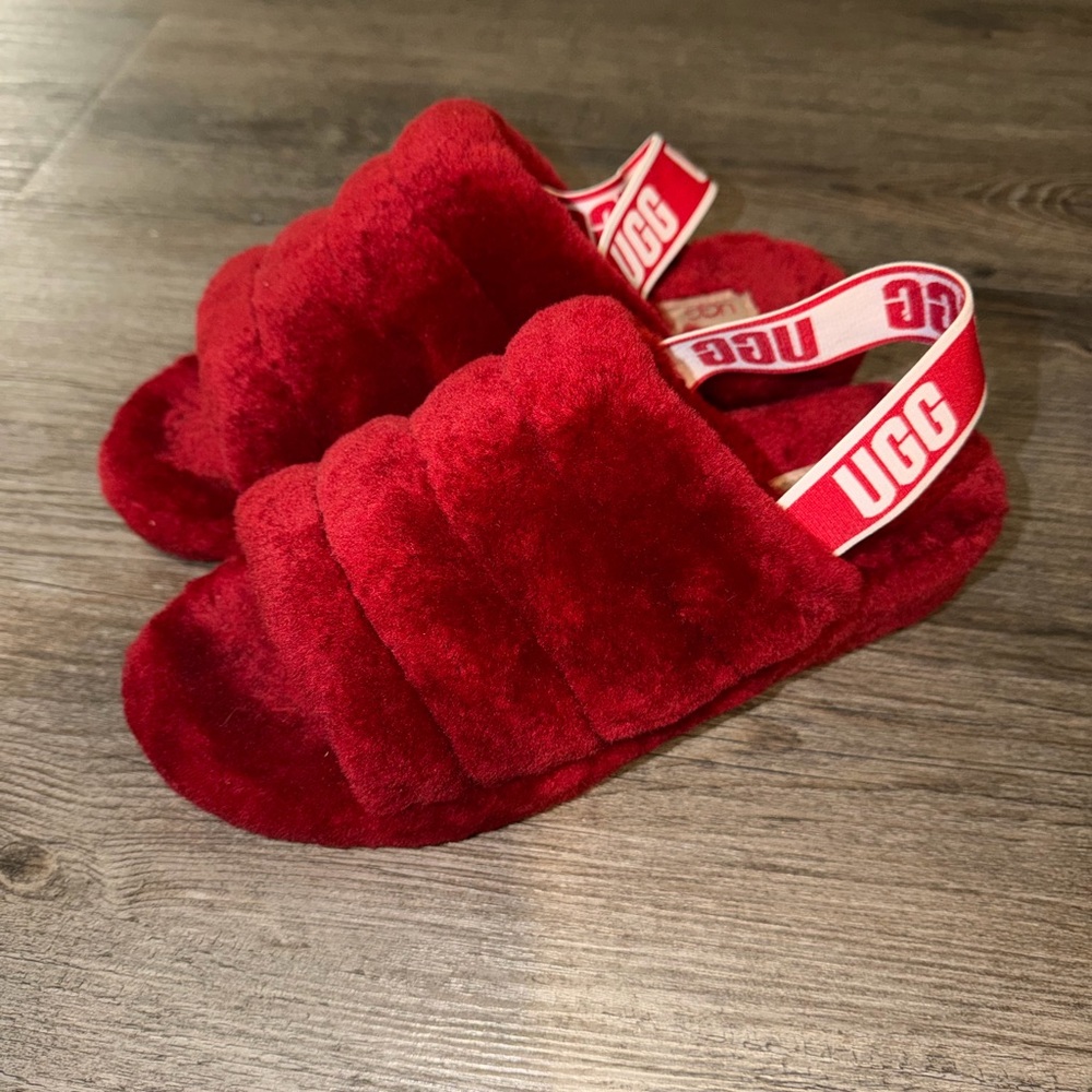 UGG fluff yeah red slipper slides shoes size 9